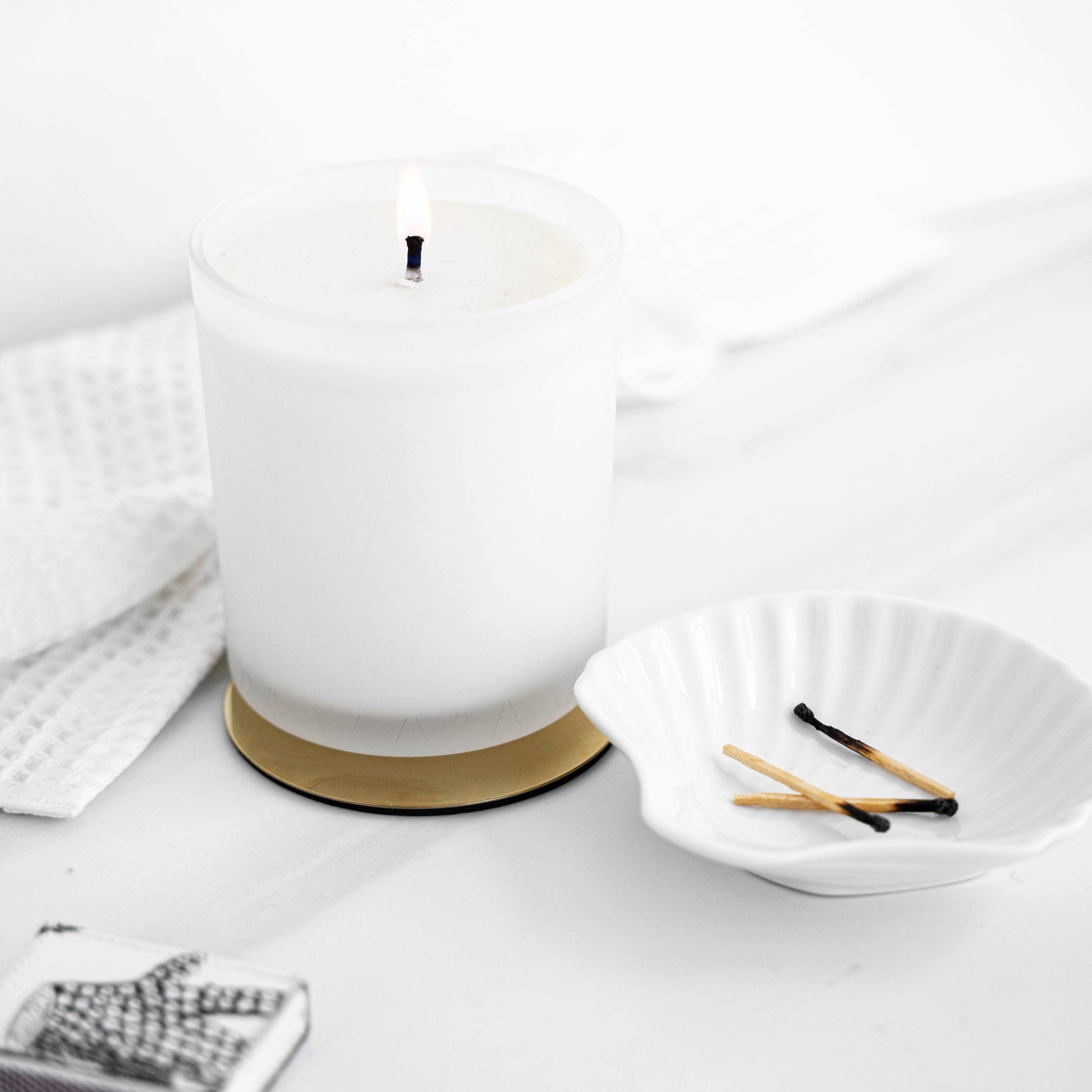 Ocean & Oakmoss Frosted Glass Candle